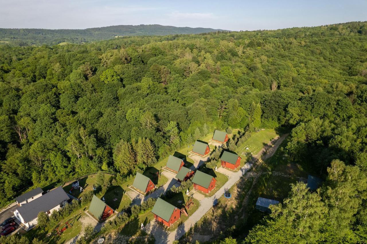 Отель Uweronci Устшики-Дольне Экстерьер фото